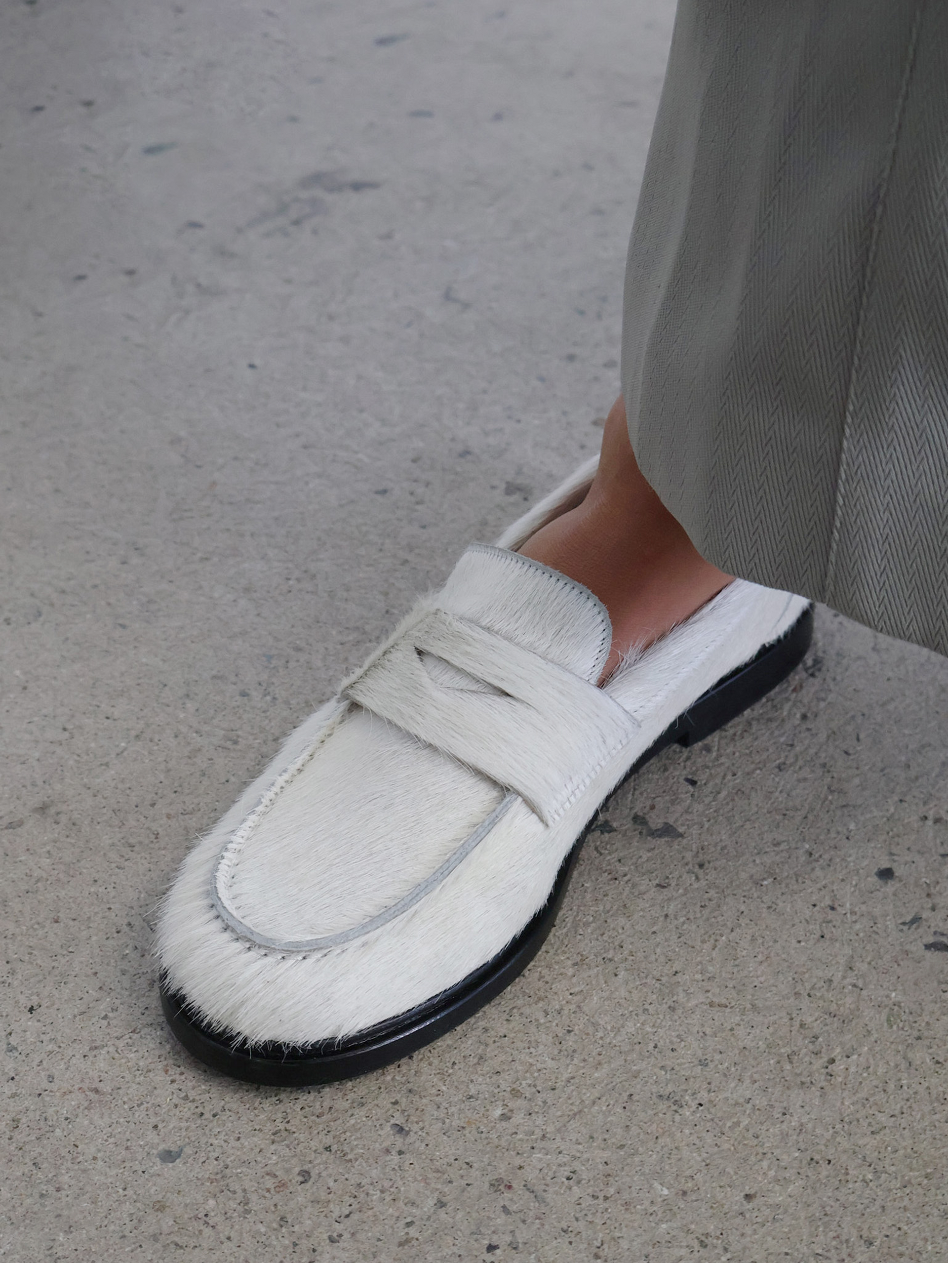 Orio White Loafer