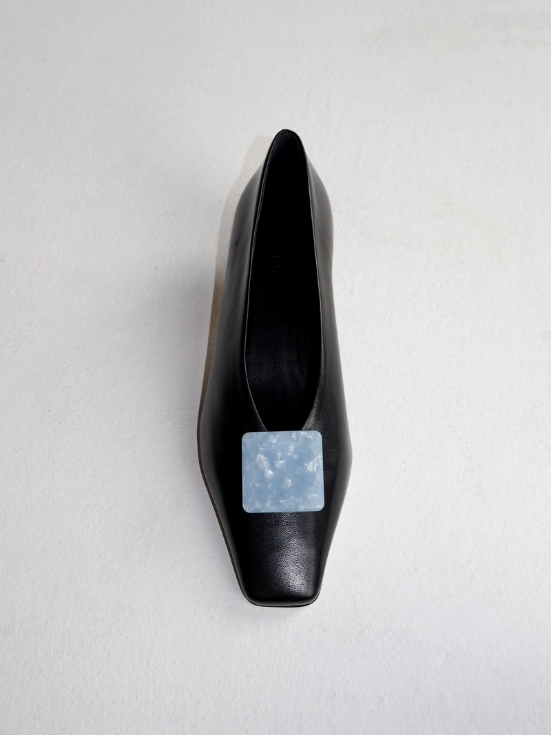 Acetate square blue shoe clip on black heel