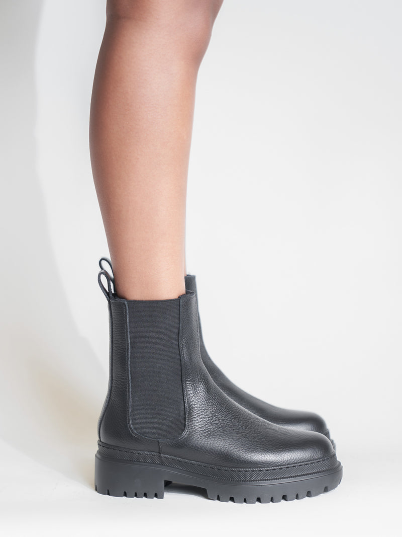 Cortina Black Lined Boot