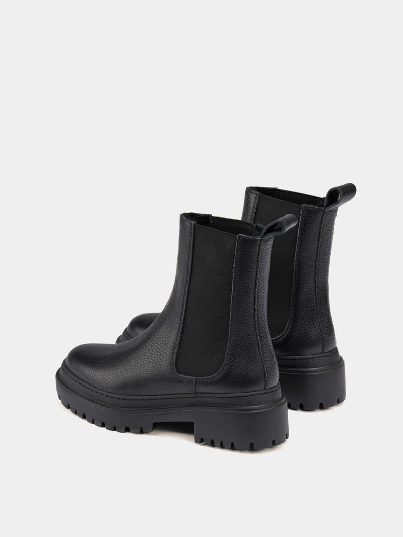 Black chelsea winter boot