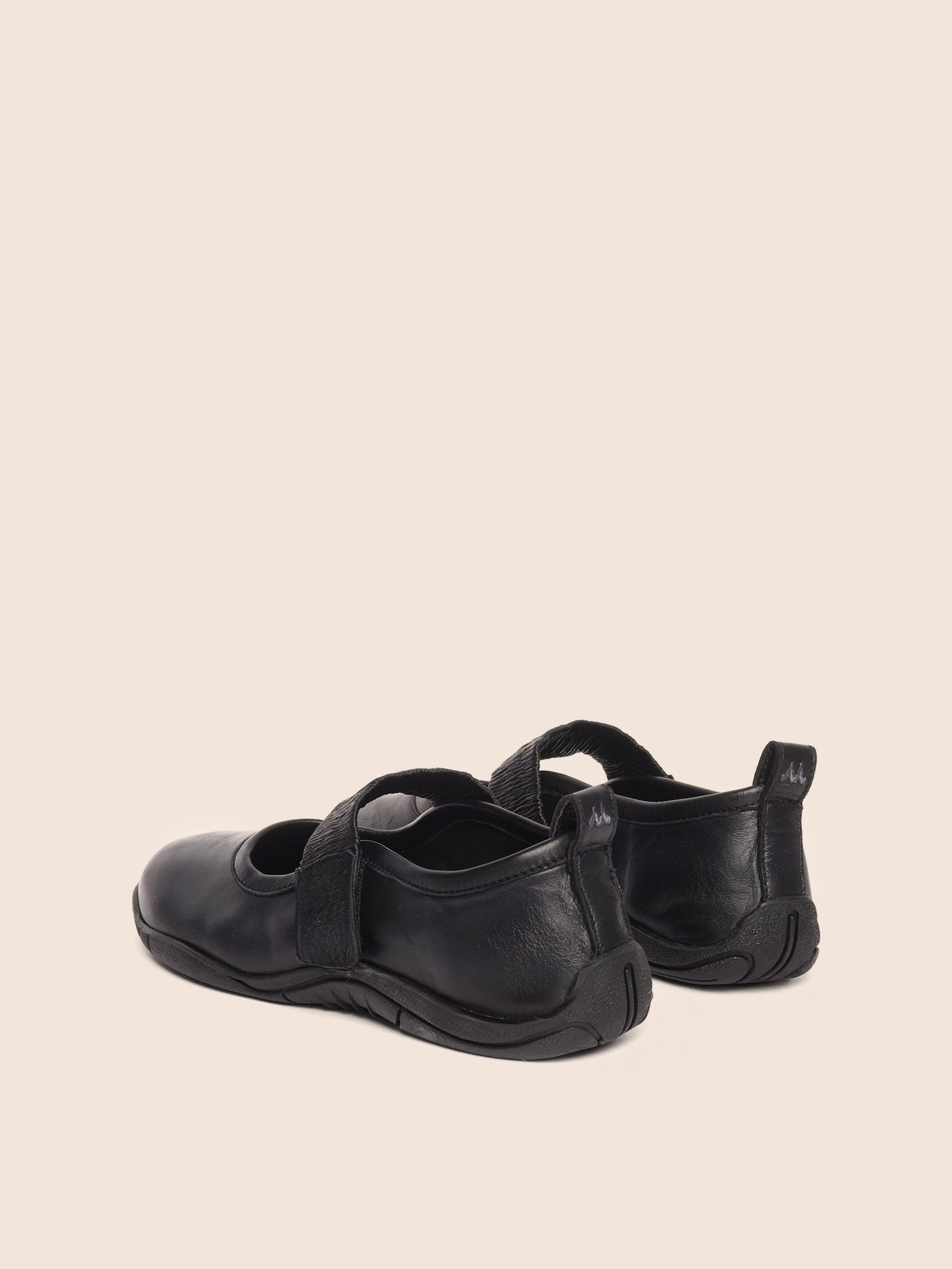 Evora Black Ballerina