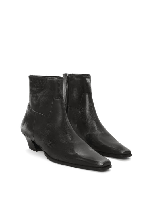Black leather pointed-toe ankle boots