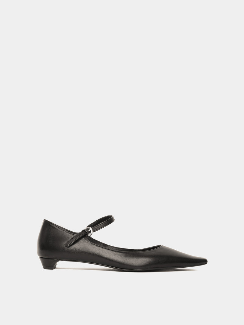 Black pointy mary-jane ballerina