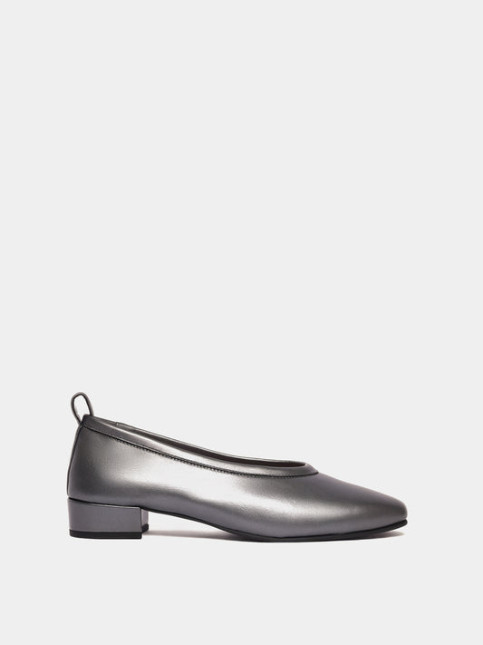 Heeled metallic grey ballet flat with back tap, ecom side view