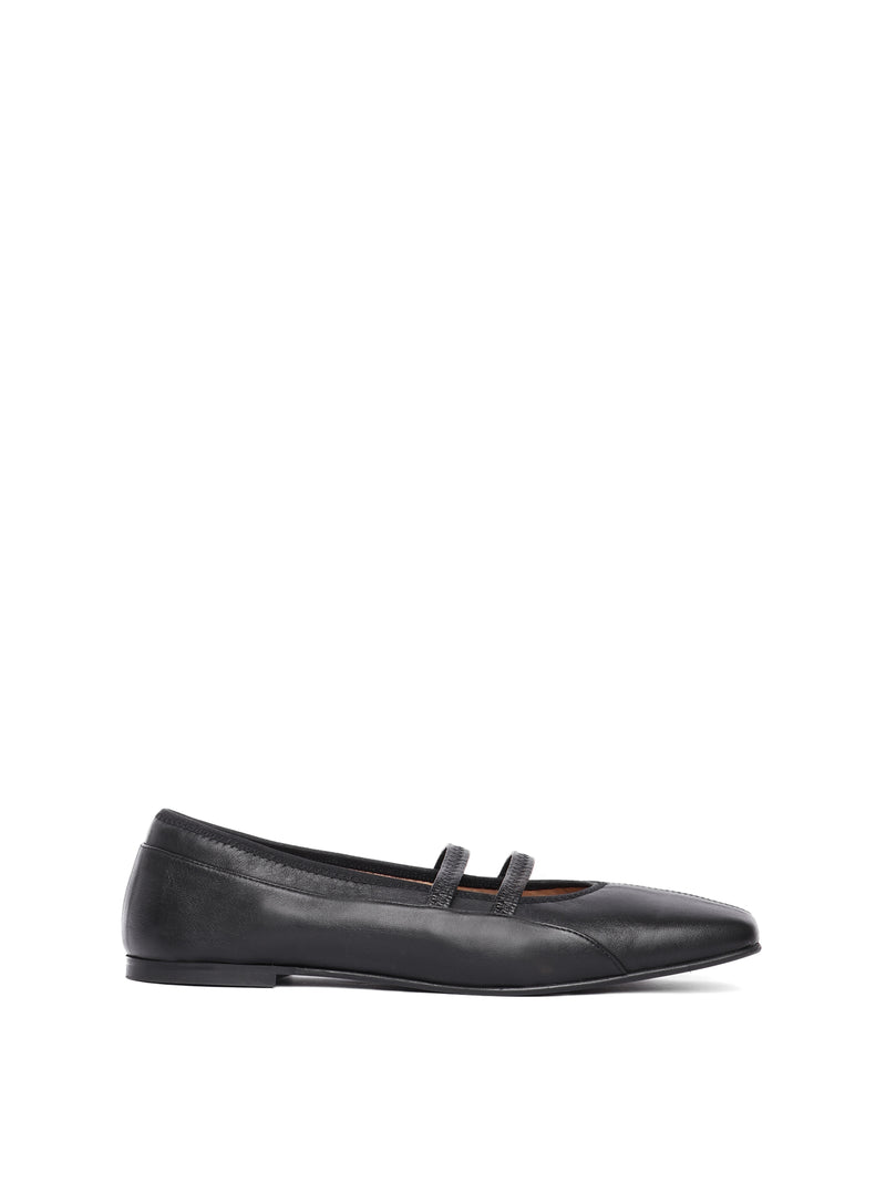Square toe ballet flat with two elastic straps on the vamp and stitching detailing all over, in a soft black leather. 