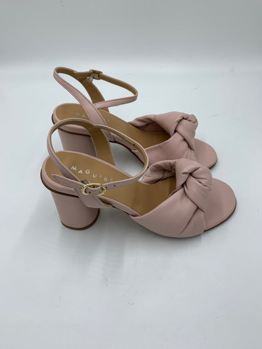 Floor Model Noto Blush 37