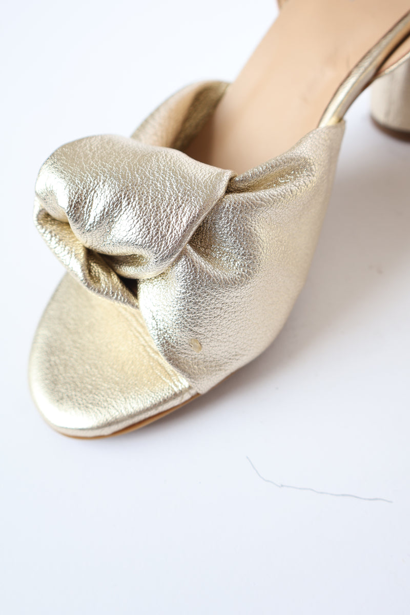 Imperfect Noto Gold 39
