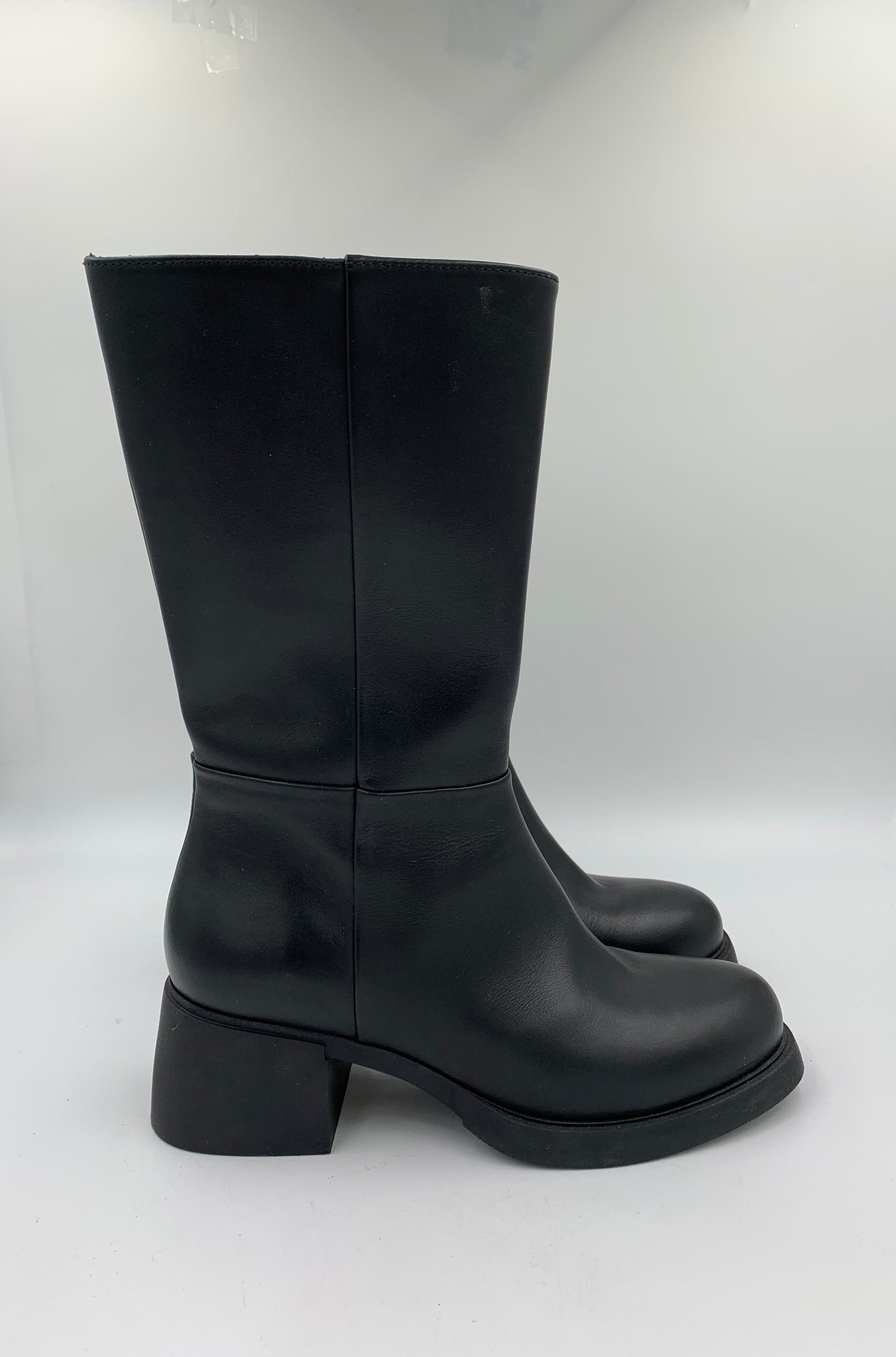 Sample Mid-calf Black Boot 37