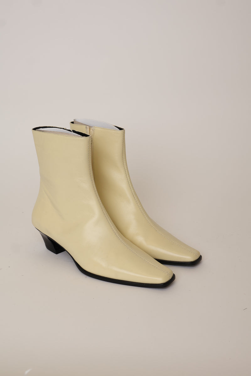 Sample Melilla Butter 38