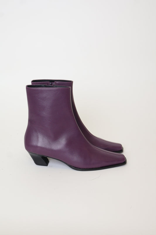 Sample Melilla Plum 38