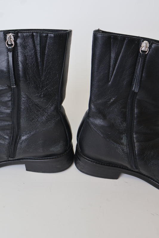 Second Hand Leon Black 38