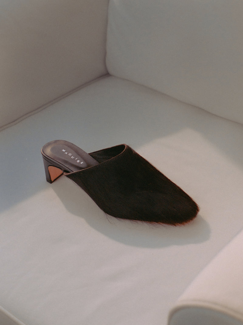 Touria Black Heel