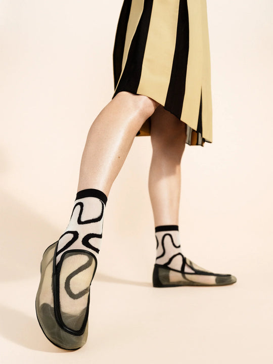 Wiggly Sheer Short Crew Beige