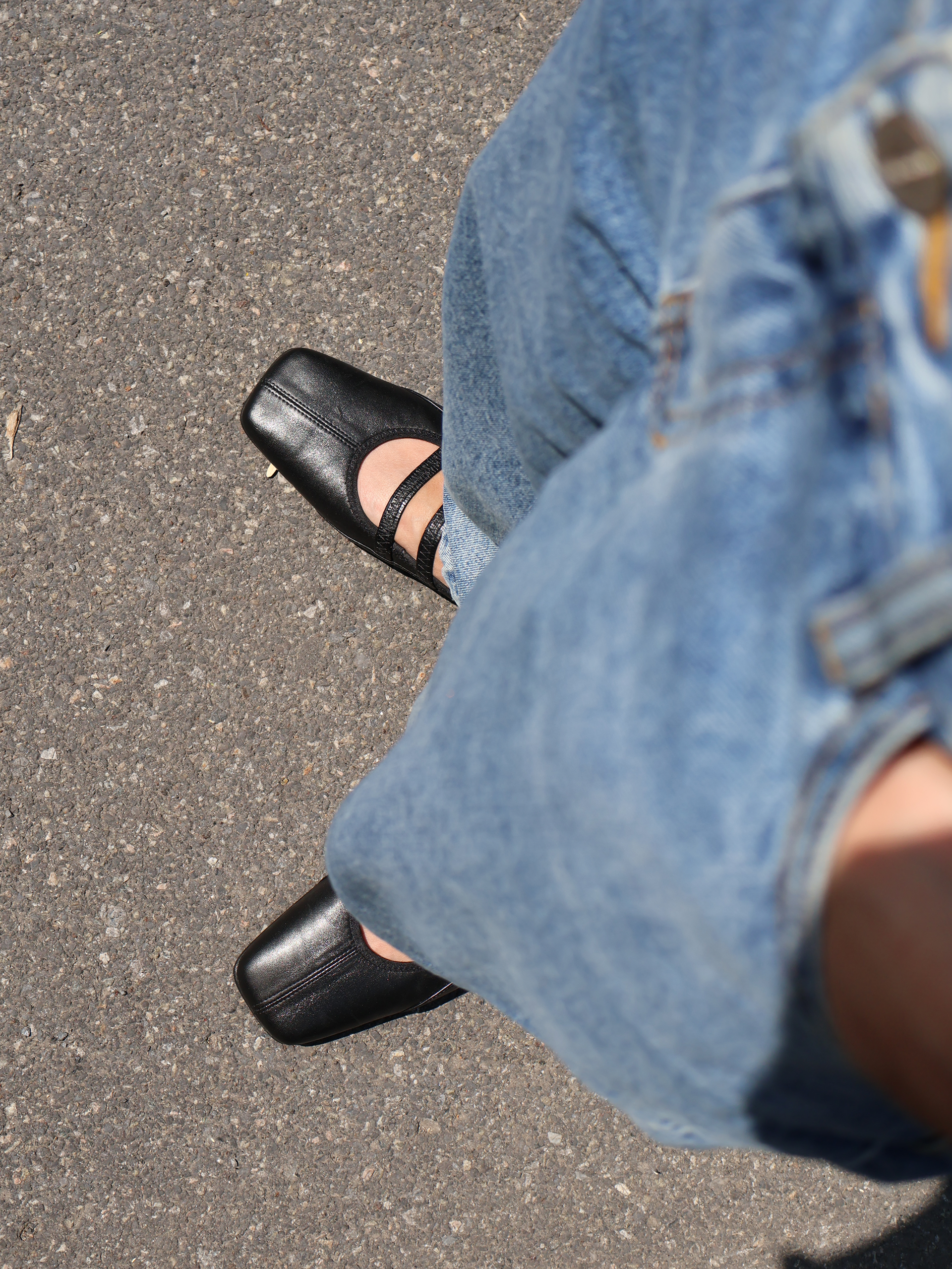 Velas Black Ballerina